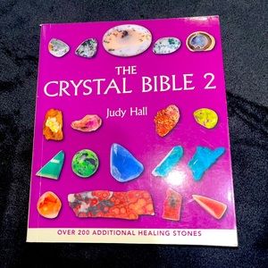 The Crystal Bible 2 by Judy Hall